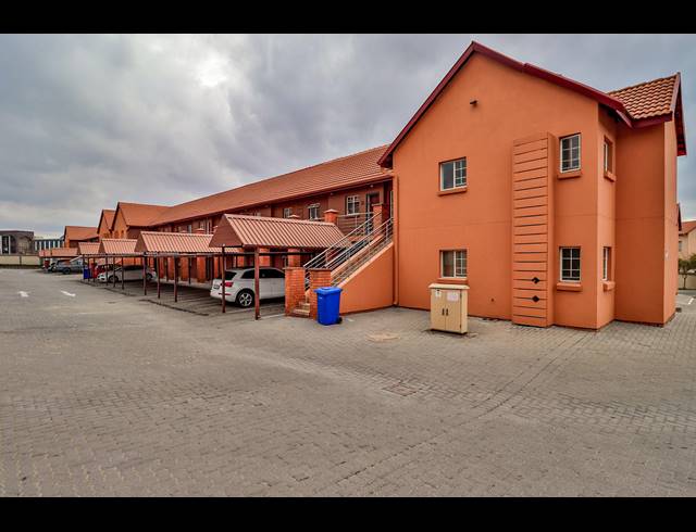 2 BEDROOM APARTMENT FOR SALE IN KOSMOSDAL